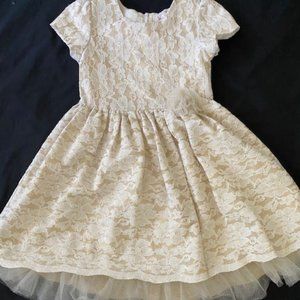 Gold lace girls dress with gold flower- sz 7
